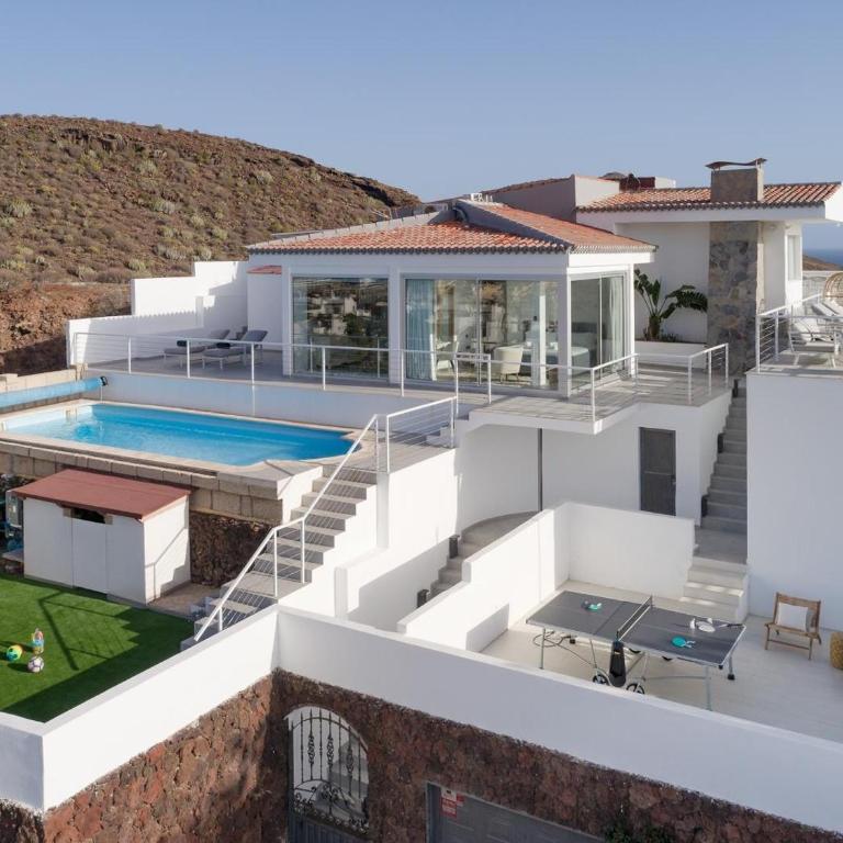 Villa Serena Find Luxury & Serenity in Tenerife - Three-Bedroom Villa - 22