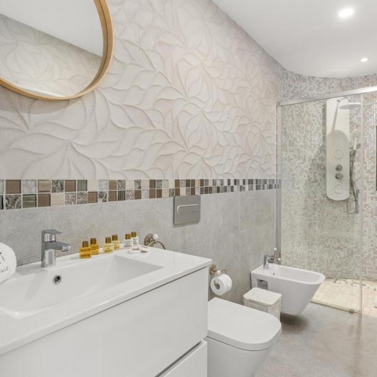 Villa Serena Find Luxury & Serenity in Tenerife - Three-Bedroom Villa - 27