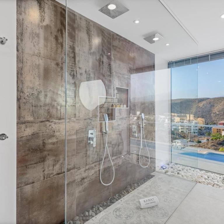 Villa Serena Find Luxury & Serenity in Tenerife - Three-Bedroom Villa - 34