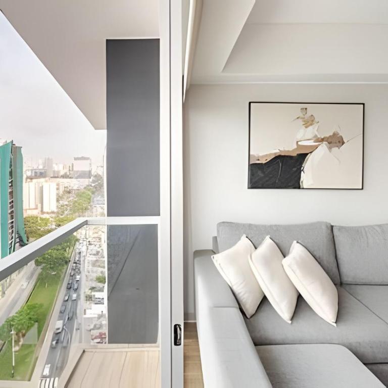 Contemporary Great View - Three-Bedroom Deluxe Apartment - 41