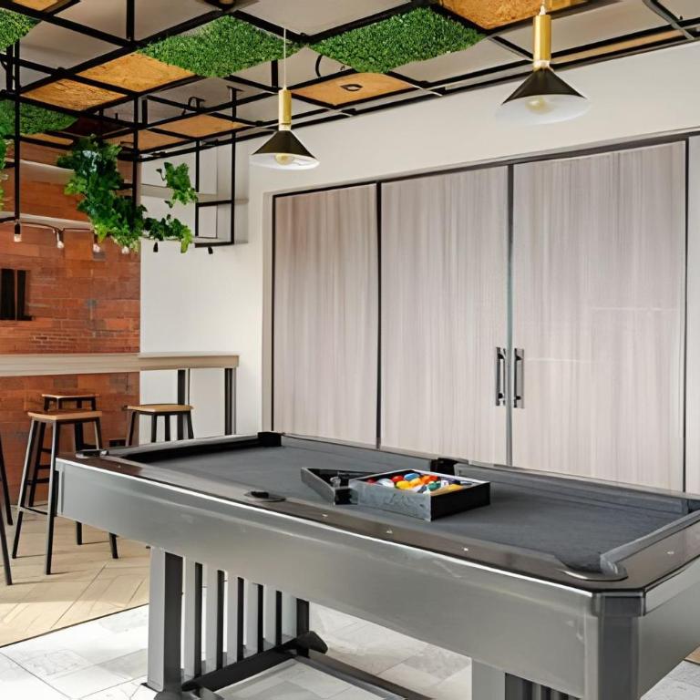 Contemporary Great View - Three-Bedroom Deluxe Apartment - 67