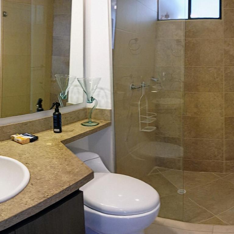 Habitación Privada en Apartamento en Bogotá Norte - Habitación Doble con baño privado - 17
