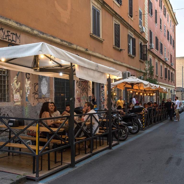 Urban Oasis near Termini, free Parking&Patio, int3 - Appartamento con 2 Camere da Letto - 84
