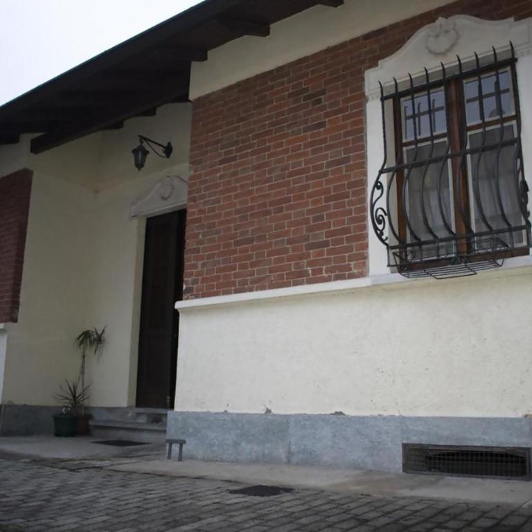 Mimosa House Torino - Two-Bedroom Villa - 16
