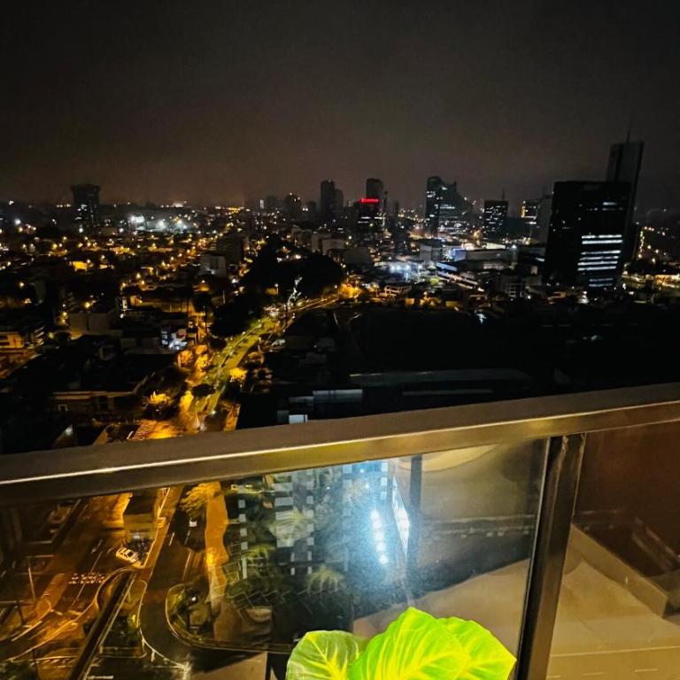 Piso 25 con vista panorámica - One-Bedroom Apartment - 17