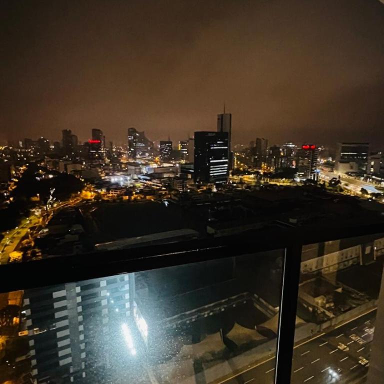 Piso 25 con vista panorámica - One-Bedroom Apartment - 18