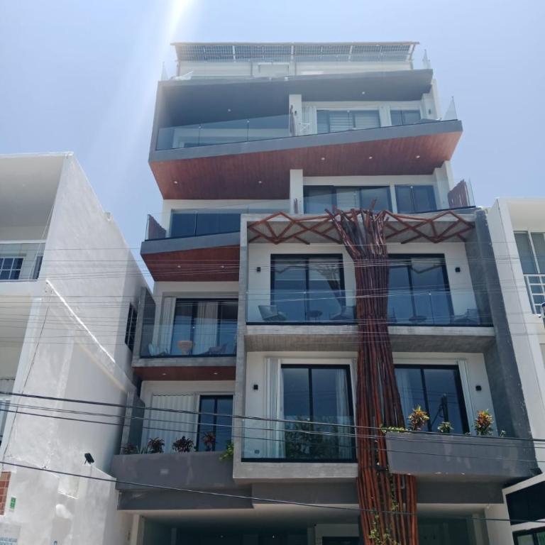 Turix 102 - One-Bedroom Apartment - 2