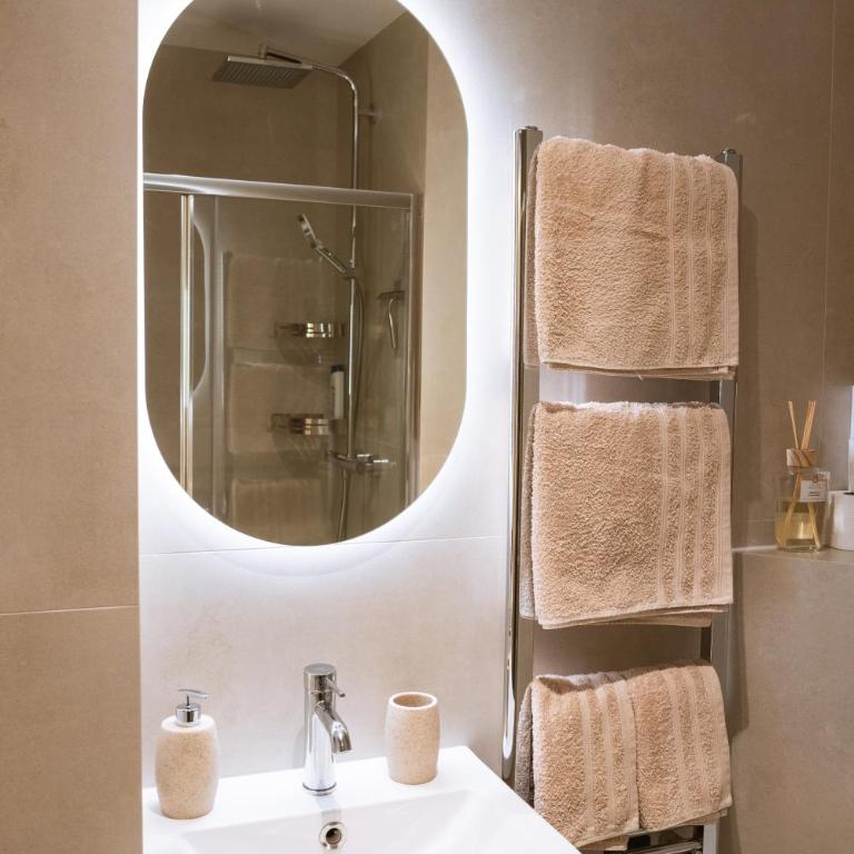 La Suite Parisienne - Appartement 1 Chambre - 38