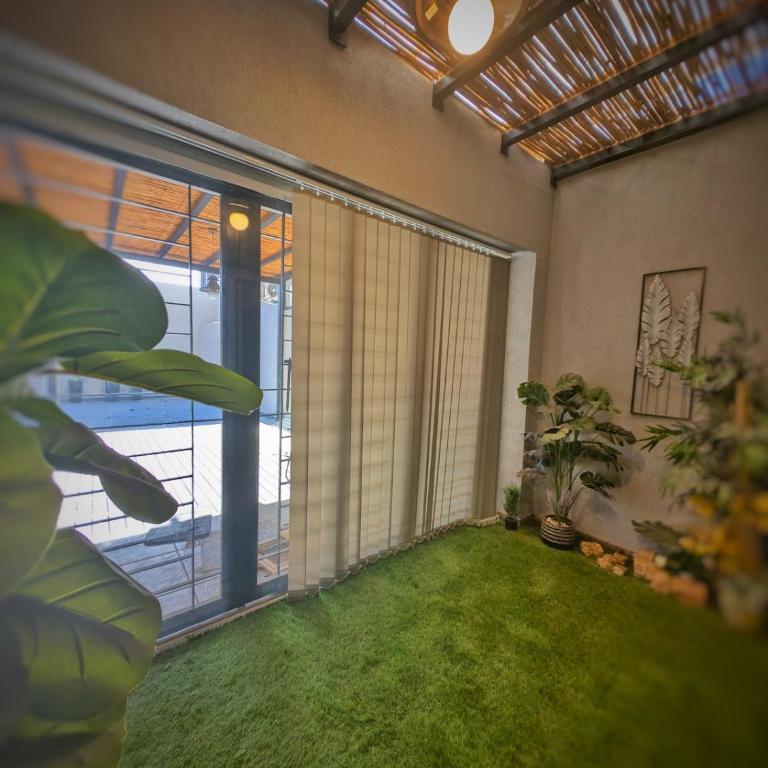 Amplio apartamento con patio y cochera - Apartamento de 1 dormitorio - 2