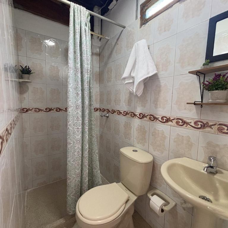 Casa de 7 habitaciones cerca al pueblo de Guatapé - Seven-Bedroom House - 28