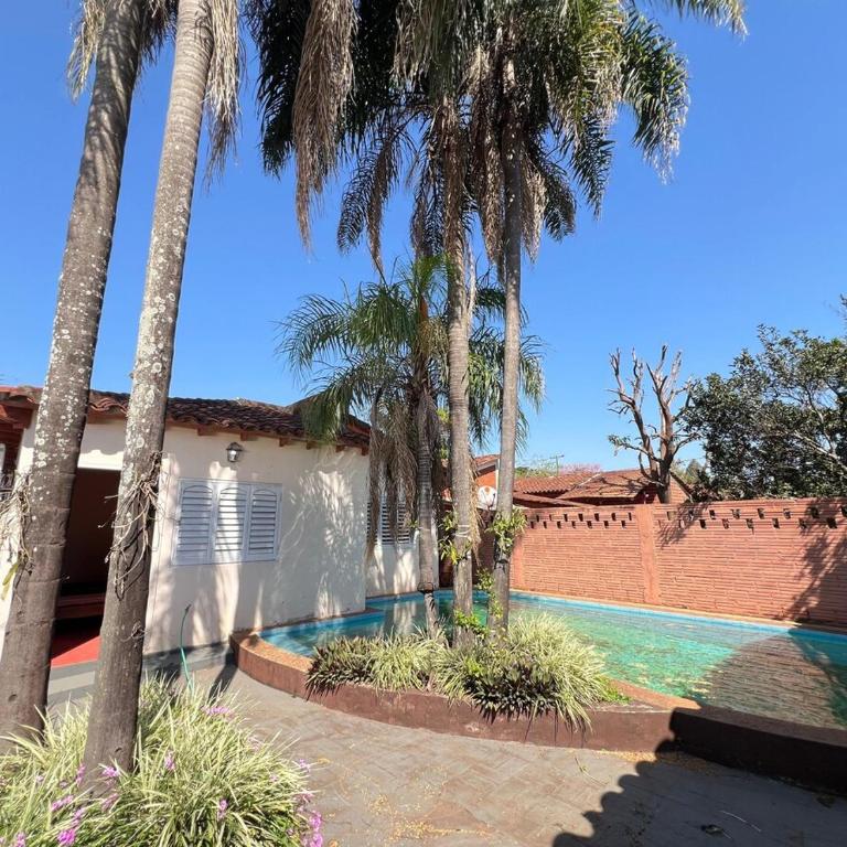 Spacious 3 bedroom house with swimming pool - Casa de 3 dormitorios - 1