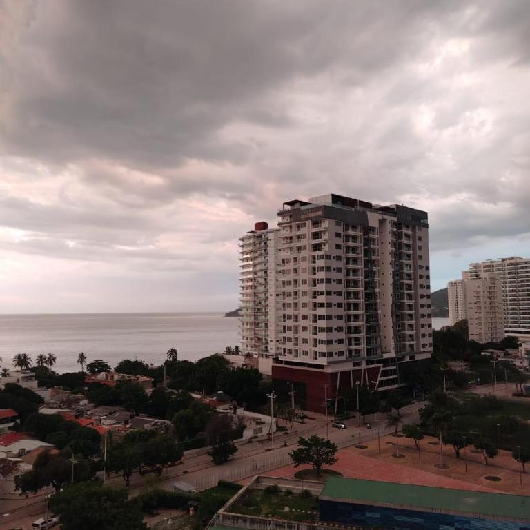 Oceanfront Bliss in Santa Marta - Two-Bedroom Apartment with Sea View - 16