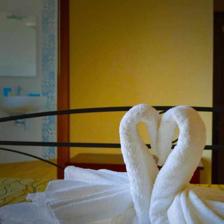 B&B Castiglione - Camera Tripla Classic - 9