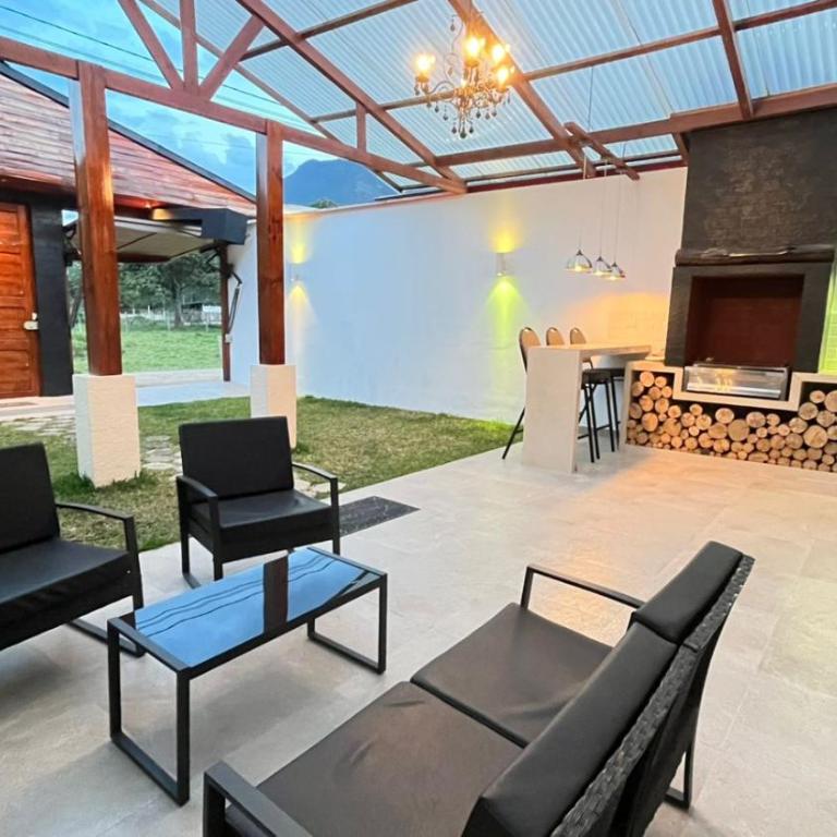 C4s4 RANCH OXAPAMPA - Two-Bedroom House - 1