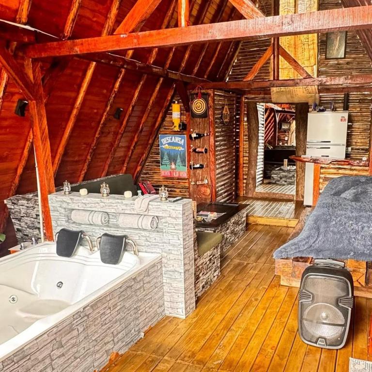 Glamping Milagros - Deluxe Double Room with Bath - 2