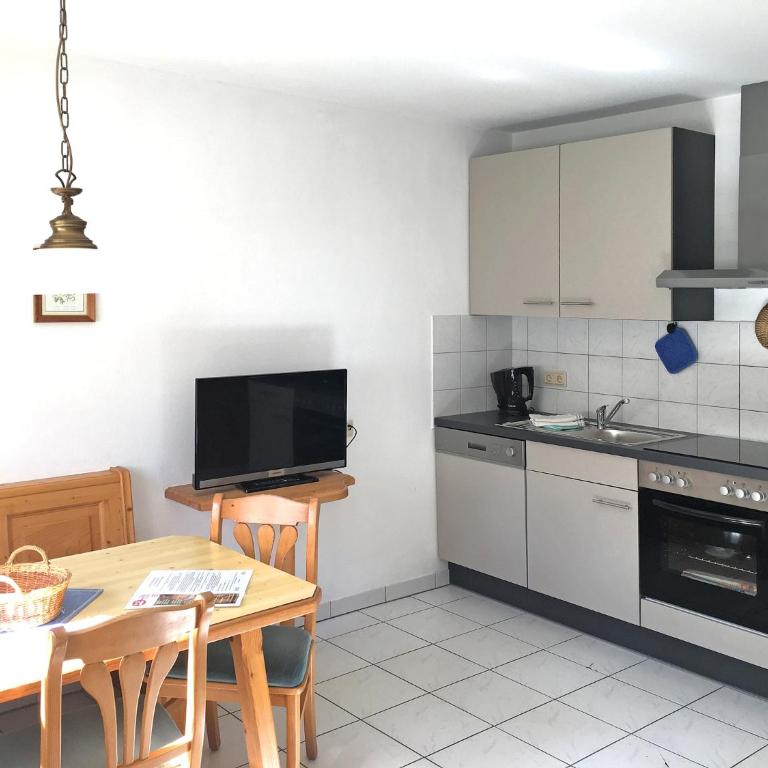 Ferienwohnung in Schönau am Königssee - Two-Bedroom Apartment - 5
