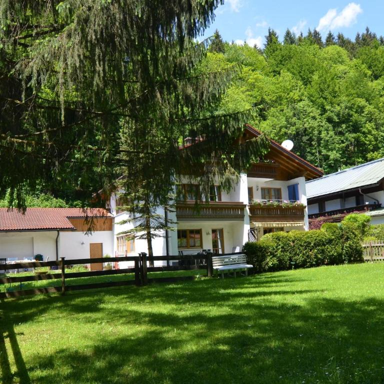 Ferienwohnung in Schönau am Königssee - Two-Bedroom Apartment - 1