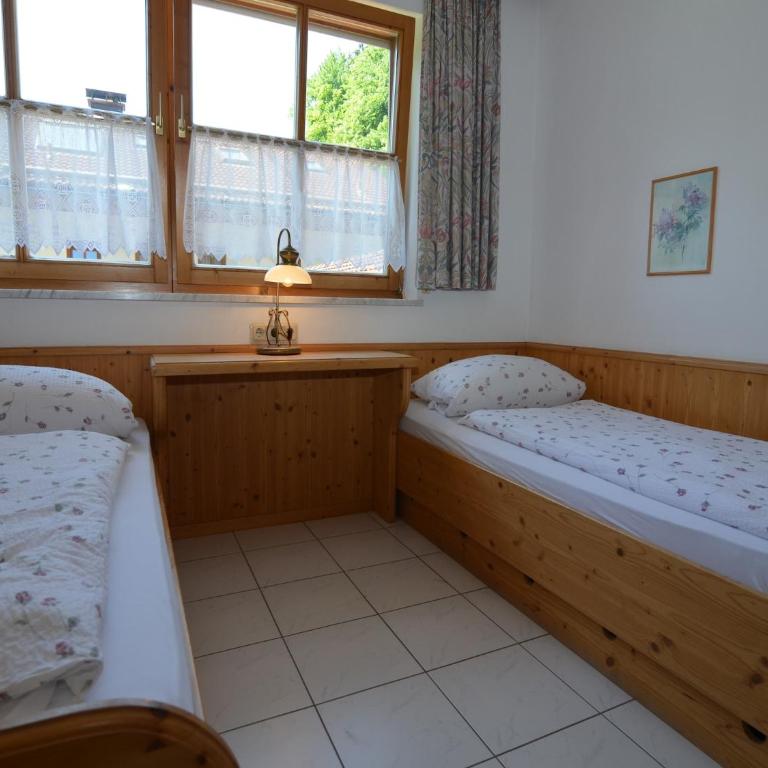 Ferienwohnung in Schönau am Königssee - Two-Bedroom Apartment - 11