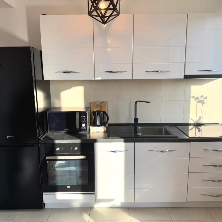 Lux apartment - One-Bedroom Apartment - 7