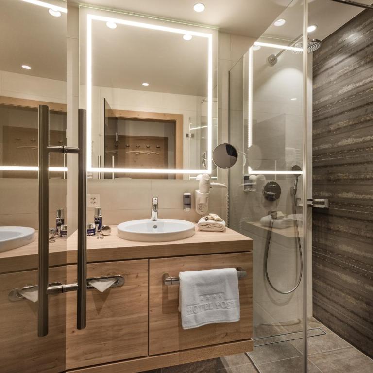 Hotel Post Sport- und Wellness - Superior Doppelzimmer mit Balkon - 1