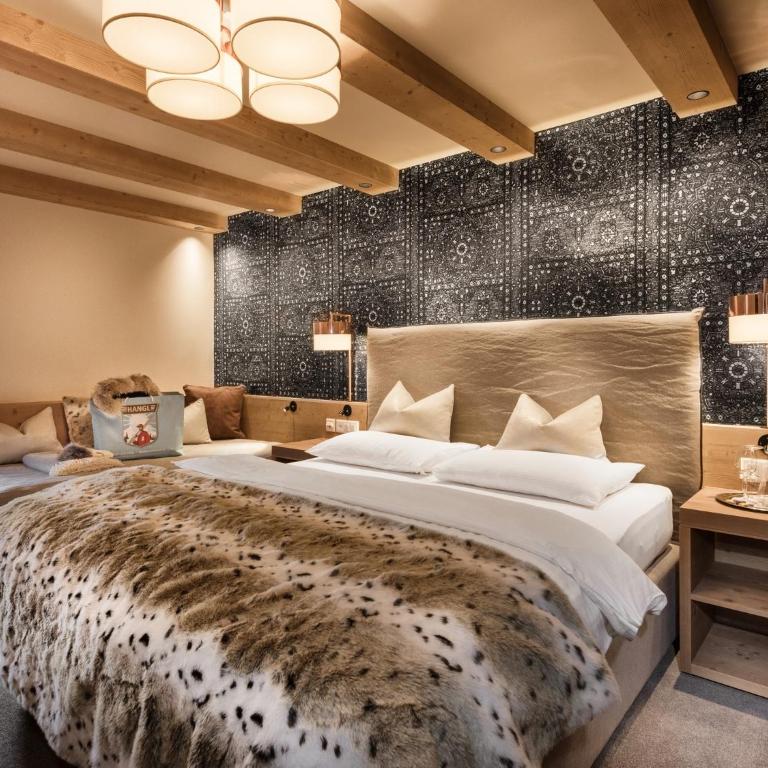 Hotel Post Sport- und Wellness - Superior Doppelzimmer mit Balkon - 5