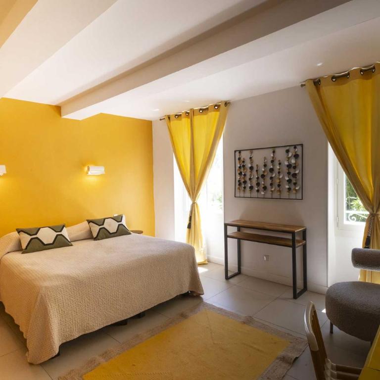 Hotel Burrhus - Chambre Supérieure - 1
