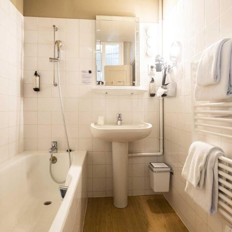 Hotel Burrhus - Petite Chambre Double - 4