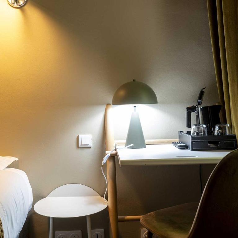 Hotel Burrhus - Petite Chambre Double - 5