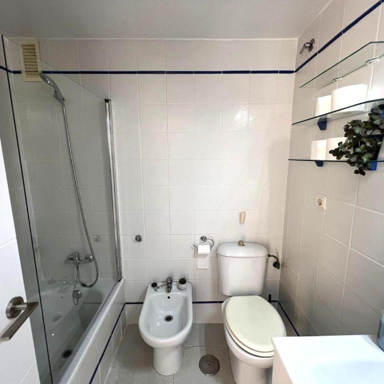 Inmobiliaria Leo Apto Hoyo 18 1 dormitorio - One-Bedroom Apartment - 17
