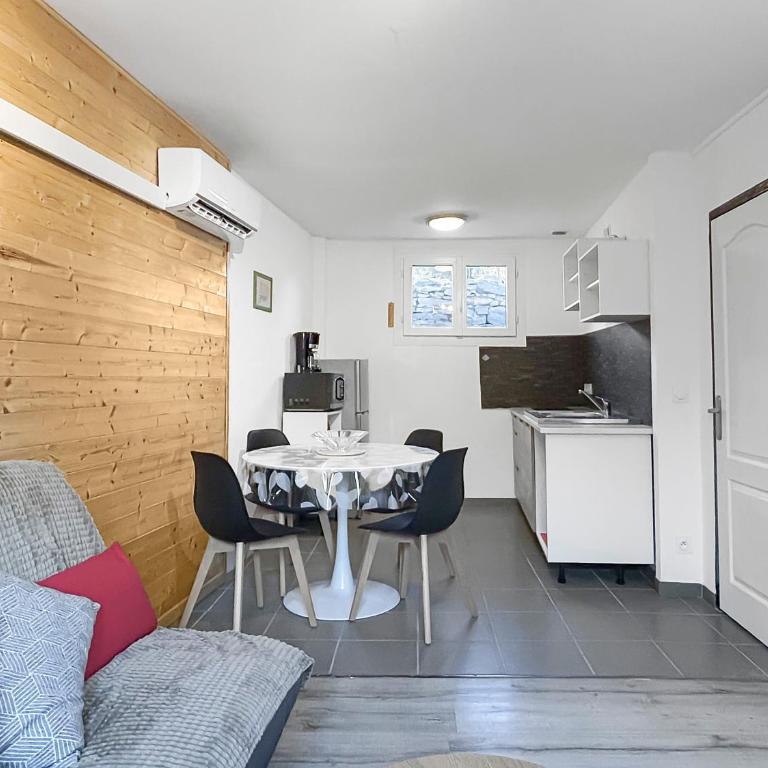 Terrasse, parking & confort au cœur de Carcassonne - Apartment mit 2 Schlafzimmern - 10