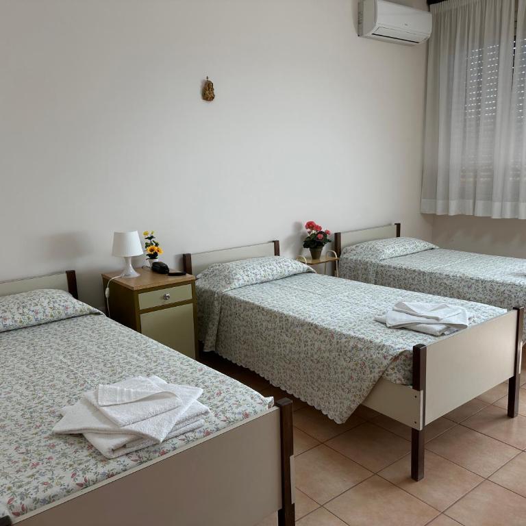 Casa per Ferie Eden Cusmano - Camera Tripla con Bagno Privato - 1