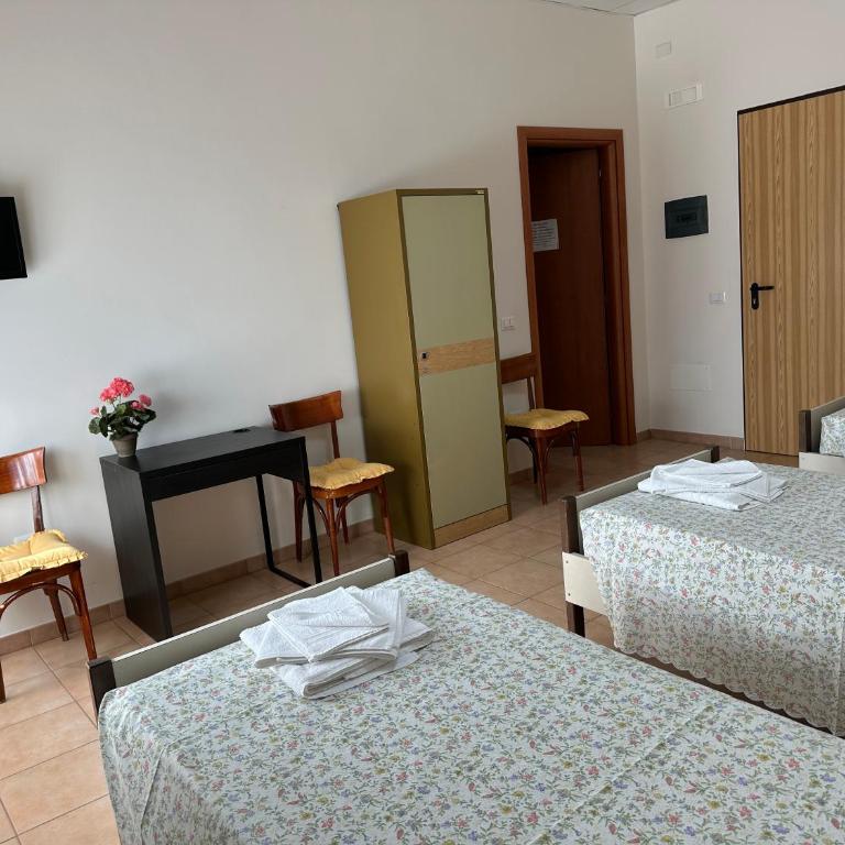 Casa per Ferie Eden Cusmano - Camera Tripla con Bagno Privato - 2