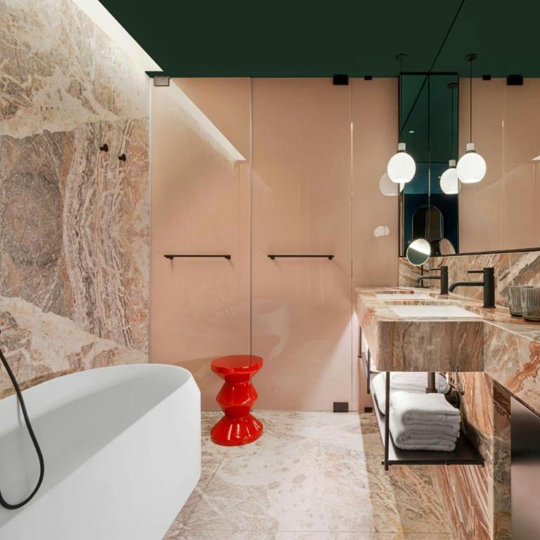 Casa Brera, a Luxury Collection Hotel, Milan - Suite King Brera con Balcone e Vista Città - 5