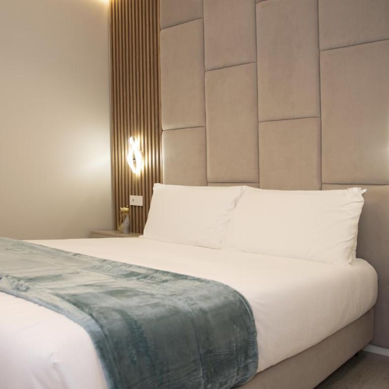The Three Diamonds - B&B CESENATICO - Camera Queen Deluxe - 6
