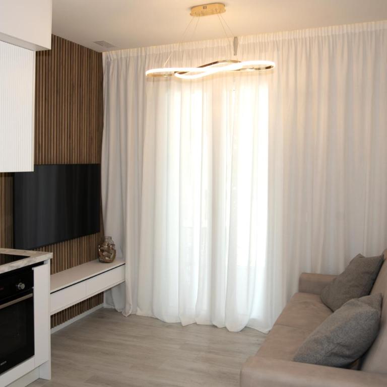 The Three Diamonds - B&B CESENATICO - Appartamento Superior con 1 Camera da Letto e Balcone - 9