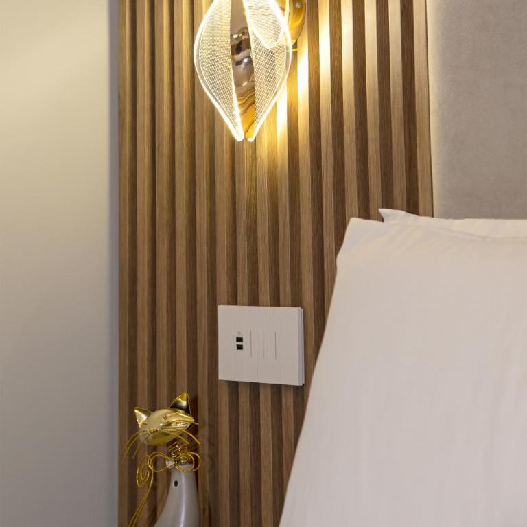 The Three Diamonds - B&B CESENATICO - Camera Queen Deluxe - 11