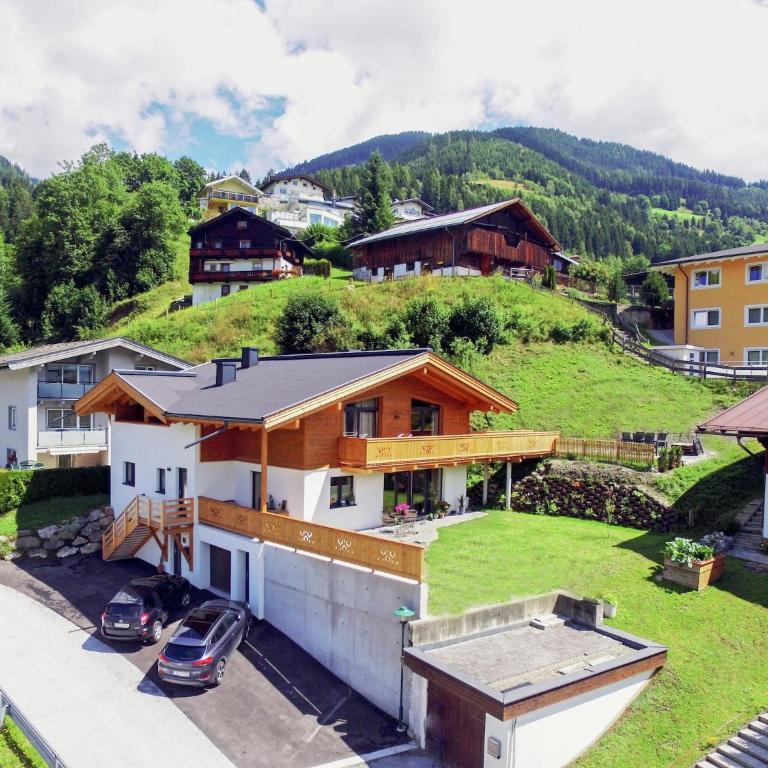 Chalet in Piesendorf near Ski Slopes - Chalet mit 3 Schlafzimmern - 2