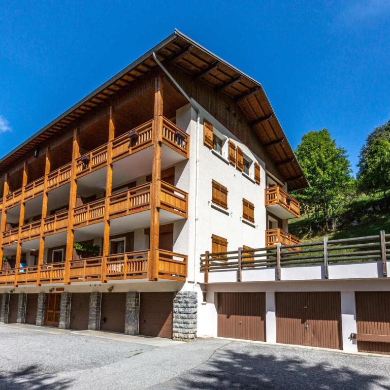 Appartement spacieux 4 pièces proche pistes avec WIFI - FR-1-304-205 - Apartamento (8 adultos) - 8