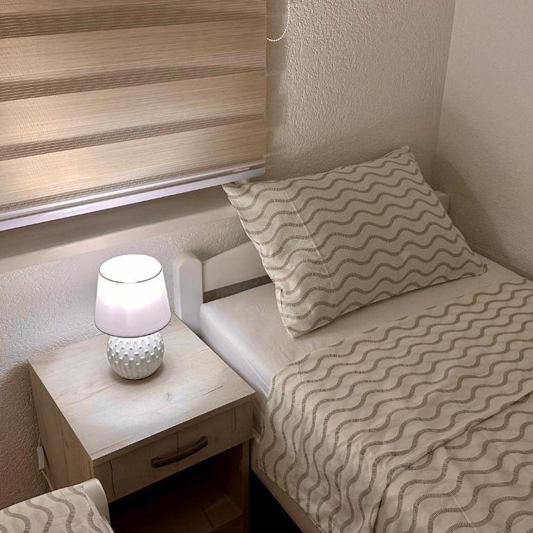 Cozy family apartment - Bjelave - Two-Bedroom Apartment - 12