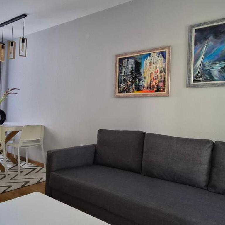 15th Corner Apartment - Two-Bedroom Apartment - 18