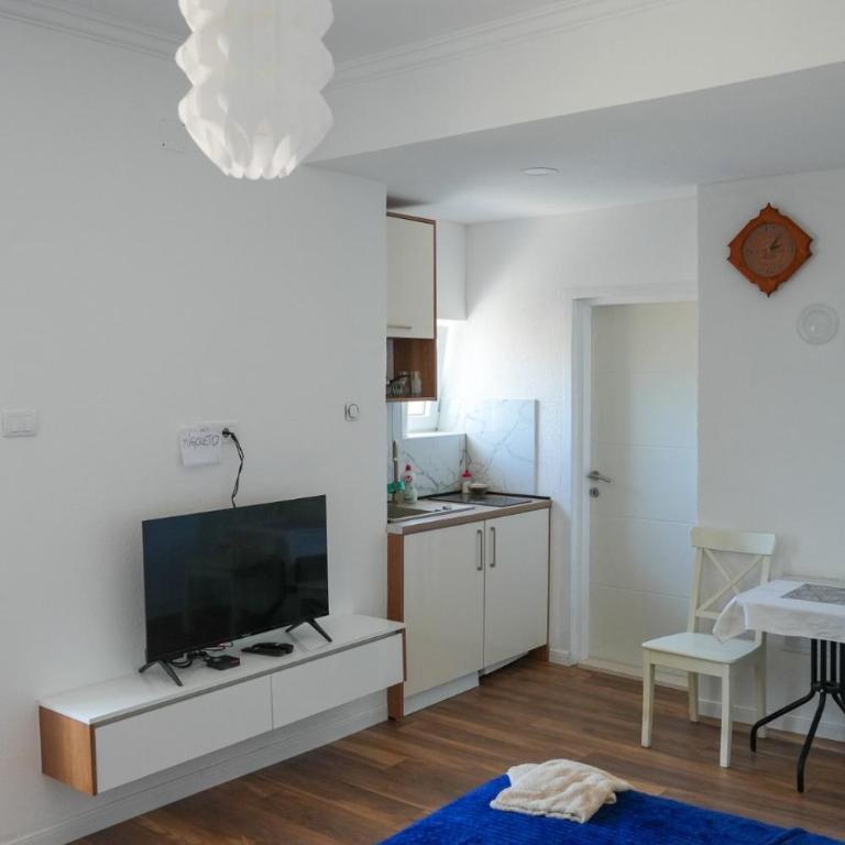 Pausse - Apartman sa 1 Spavaćom Sobom - 2