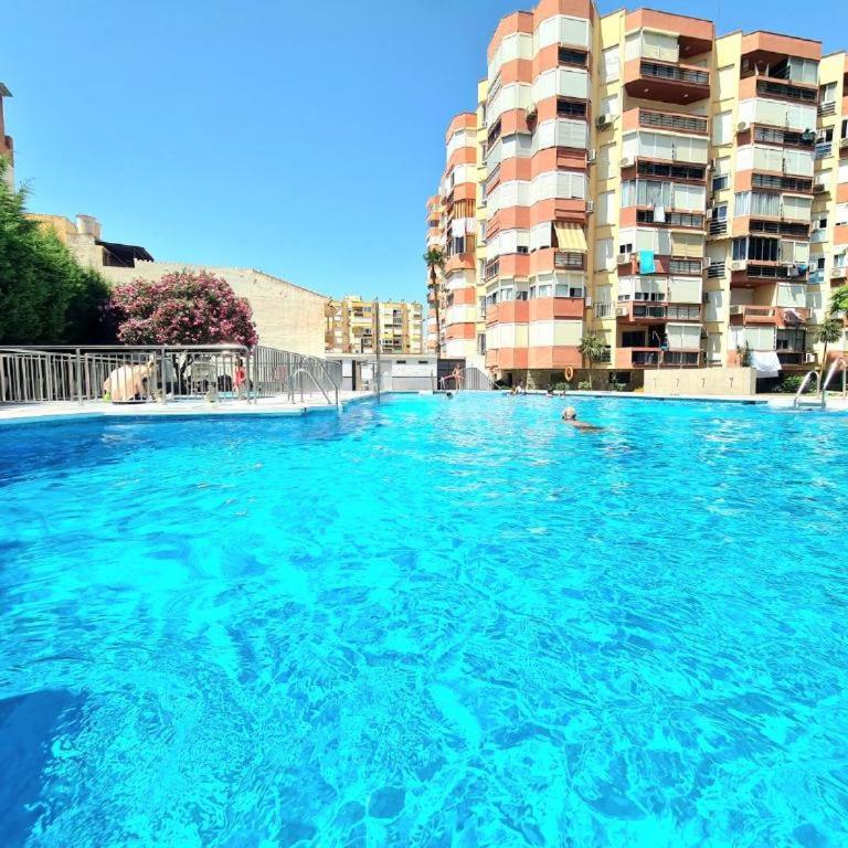PLAZAMAR 2 SUIT-HOME RENt MALAGA - Apartamento de 1 dormitorio con vistas a la piscina - 2