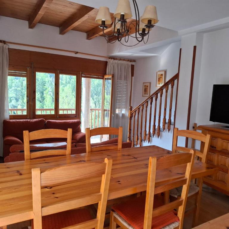 Balsa LaMora - Two-Bedroom Apartment - 5
