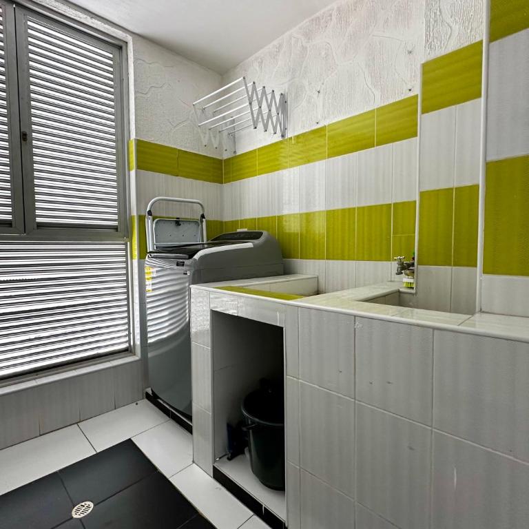 Amplio Apto familiar con AC en La Orquídea - Apartamento de 3 dormitorios - 17