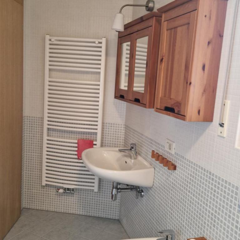 Ciasa Rungger - Casa Vacanze con 3 Camere da Letto - 11