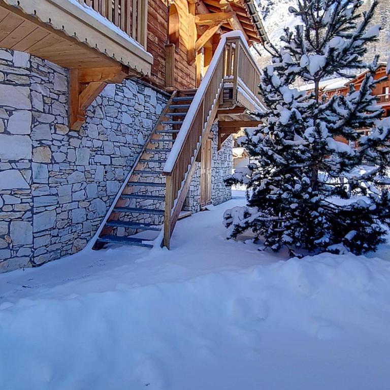Superbe appartement 3 pièces, proche centre, avec parking - FR-1-518-168 - Apartamento - 15