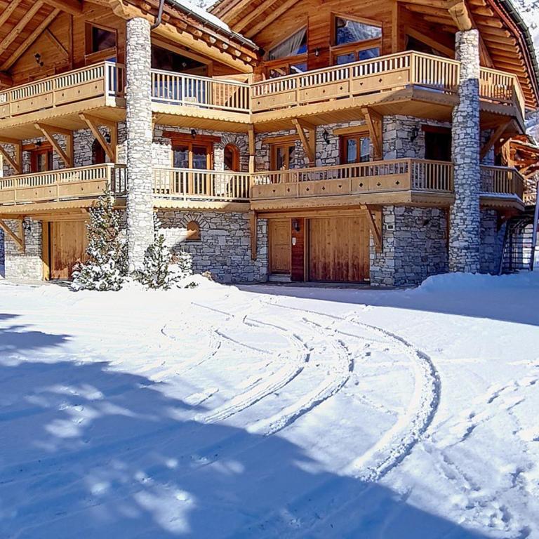 Superbe appartement 3 pièces, proche centre, avec parking - FR-1-518-168 - Apartamento - 16