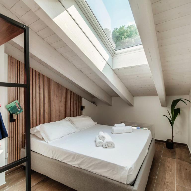Amazing Attic on Lake Como Harbour - Appartamento Deluxe con 1 Camera da Letto - 3