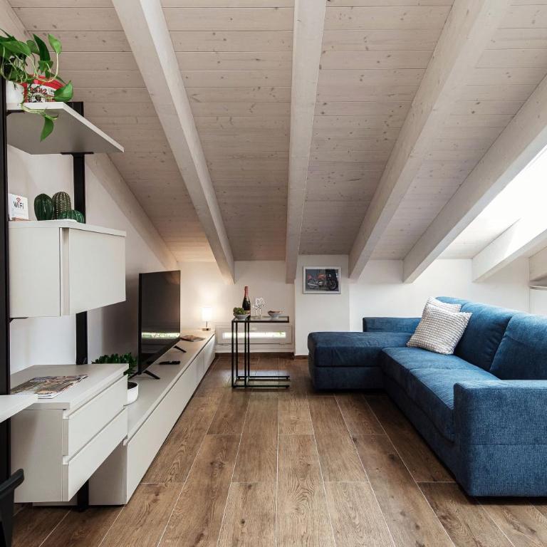 Amazing Attic on Lake Como Harbour - Appartamento Deluxe con 1 Camera da Letto - 15