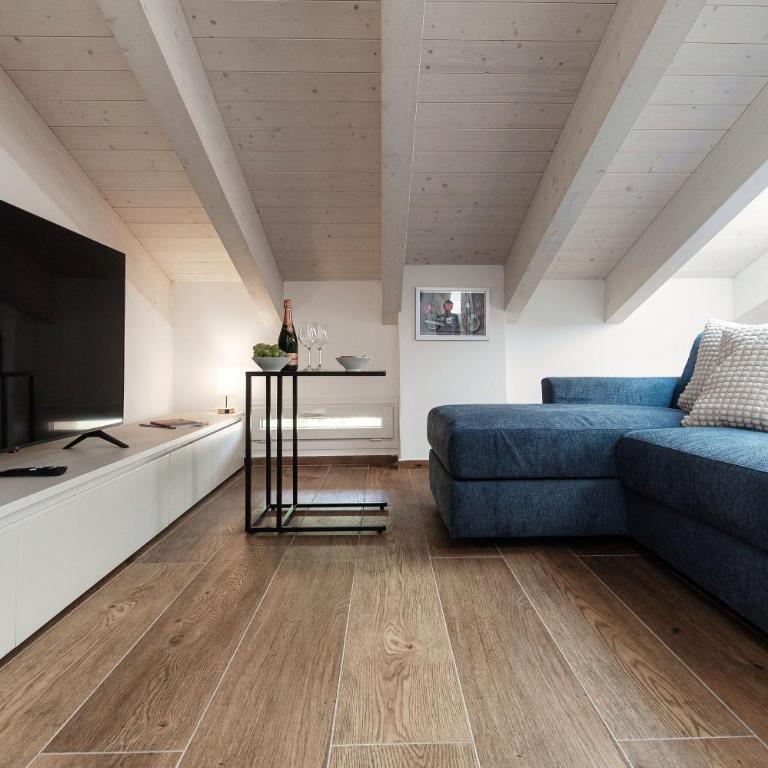Amazing Attic on Lake Como Harbour - Appartamento Deluxe con 1 Camera da Letto - 53